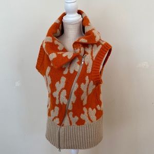 NWOT orange and cream sweater vest